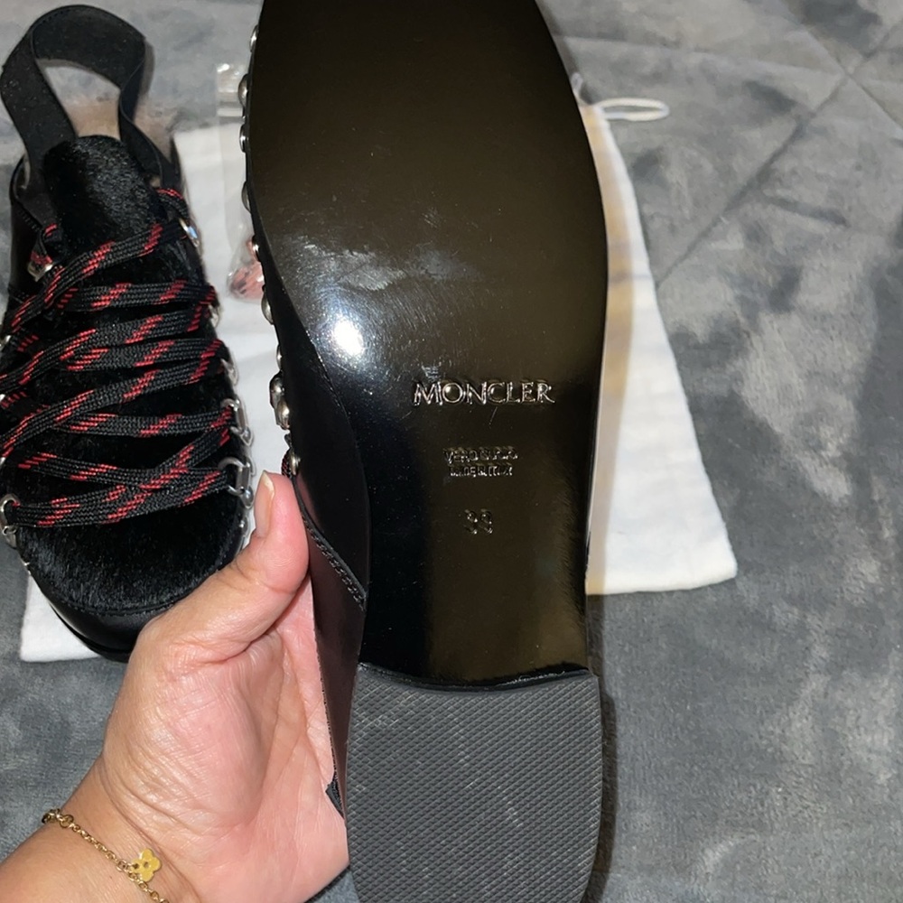 Preloved Montcler Amandine cow hair sandals Black n red size 39 Us size 8. - Picture 9 of 9